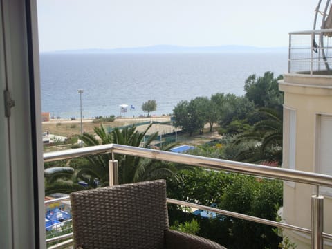 Property building, Balcony/Terrace