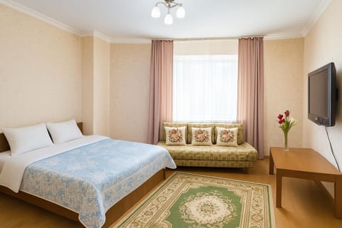 Bed, TV and multimedia