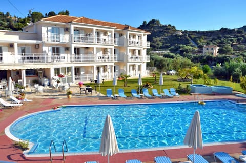 Property building, Swimming pool