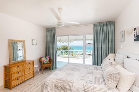 Bedroom, Sea view