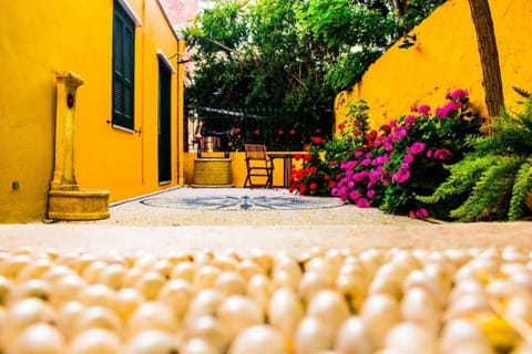 Property building, Inner courtyard view