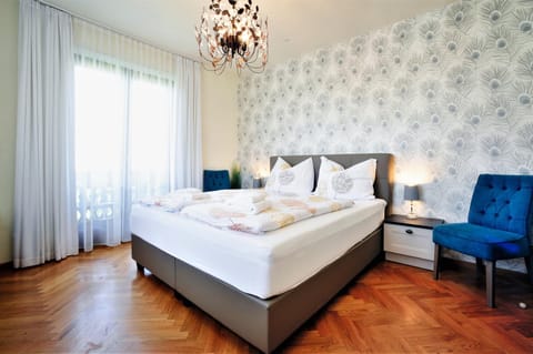 Other, Photo of the whole room, Decorative detail