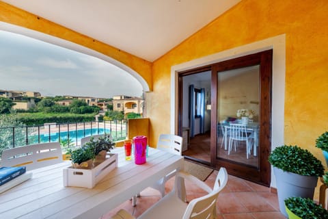 Balcony/Terrace, Swimming pool, Swimming pool