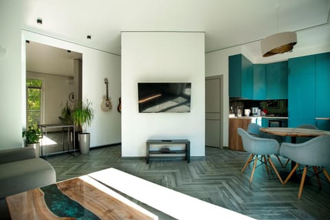 TV and multimedia, Living room, Photo of the whole room, Dining area