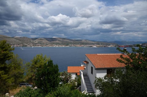 Apartmants Amor Apartment in Okrug Gornji