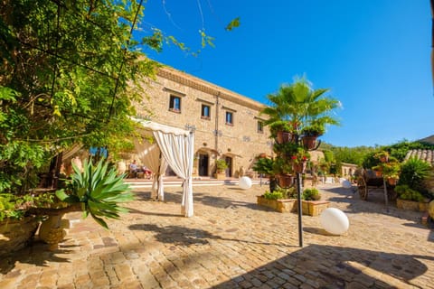 Property building, Patio