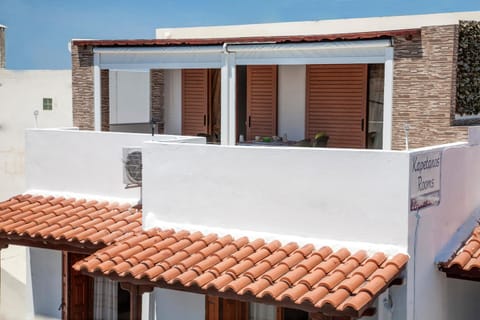 Property building, Day, View (from property/room), Balcony/Terrace
