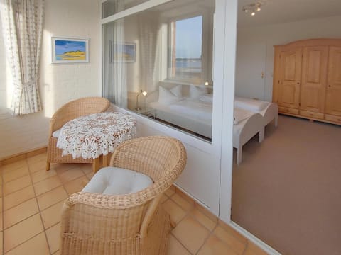 Ferienwohnung *Hafenblick* Apartment in Nordfriesland