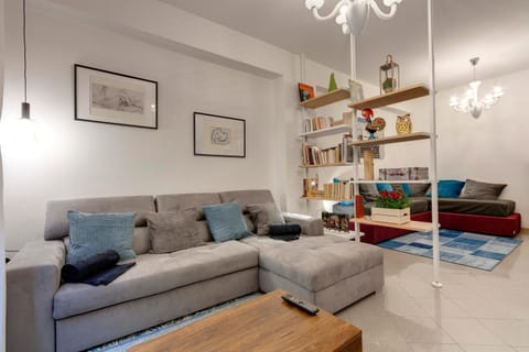 Living room, Photo of the whole room, Bedroom