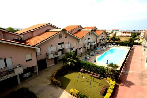 Balcony/Terrace, Garden view, Pool view