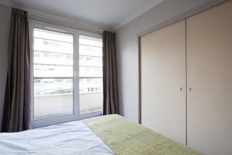 Aparthotel Paris 15 Porte de Versailles Apartment in Issy-les-Moulineaux