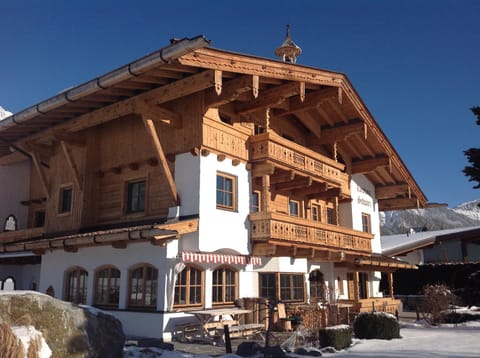 Property building, Day, Winter