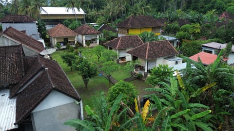 Bumbung Bungalows Apartment in Abang