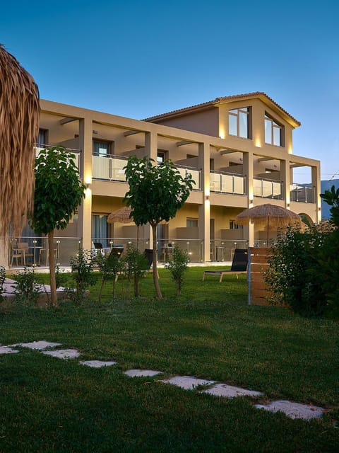 Property building, Day