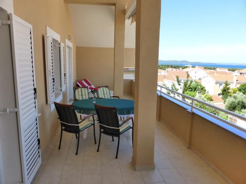 City view, Garden view, Sea view