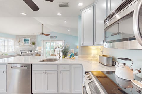 Surrounded By Sea Breezes House in Holmes Beach