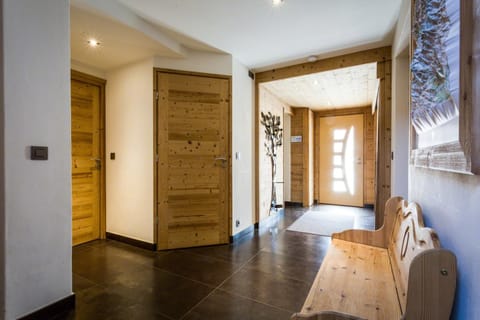 Chalet Base Camp Chalet in Les Houches