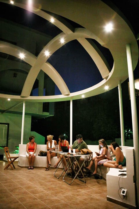 Patio, Night, group of guests