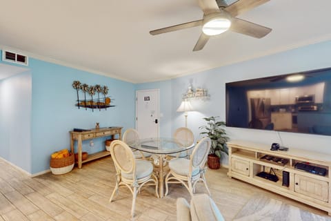 Gulf Place 19 Apartment in Holmes Beach