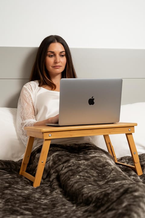 Bed, People, internet