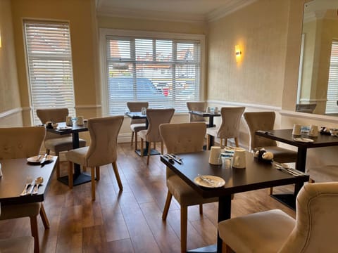 Cwtch Guesthouse Bed and Breakfast in Llandudno