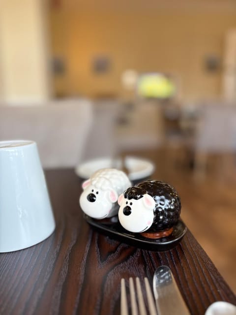 Cwtch Guesthouse Bed and Breakfast in Llandudno