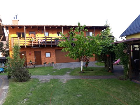 Facade/entrance, BBQ facilities, Children play ground, Garden, Canoeing, Cycling, Garden view