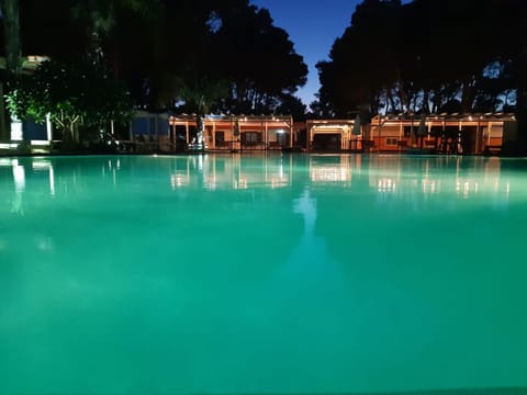 Property building, Swimming pool