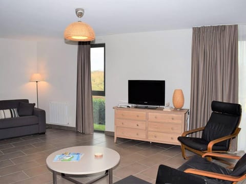 Maison neuve de plain-pied avec WIFI, terrasse et parking, à 2,5 km des plages à Trégastel - FR-1-368-70 House in Trégastel