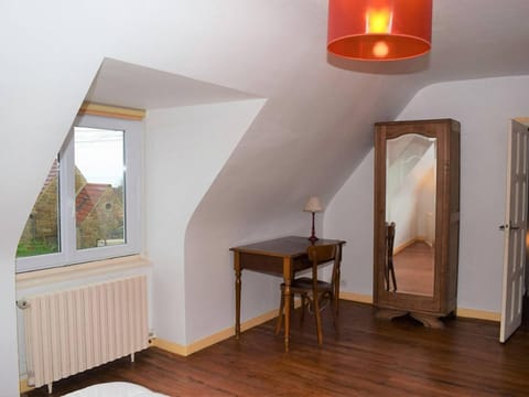 Maison bretonne avec cour fleurie, WIFI et vélos à 1,4 km des plages à Trébeurden - FR-1-368-71 House in Lannion