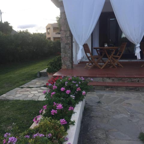 Facade/entrance, Garden