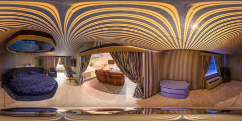 Economy Inn & Suites Hotel in Denton