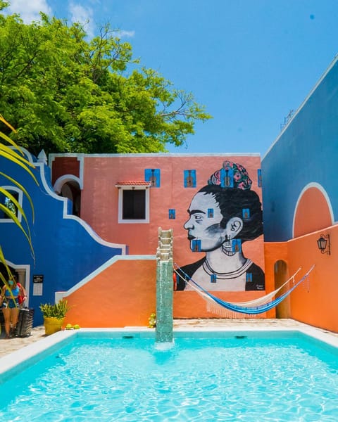 Swimming pool