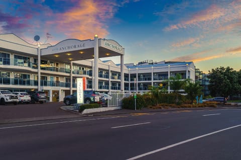 Property building, Day, Location, Parking