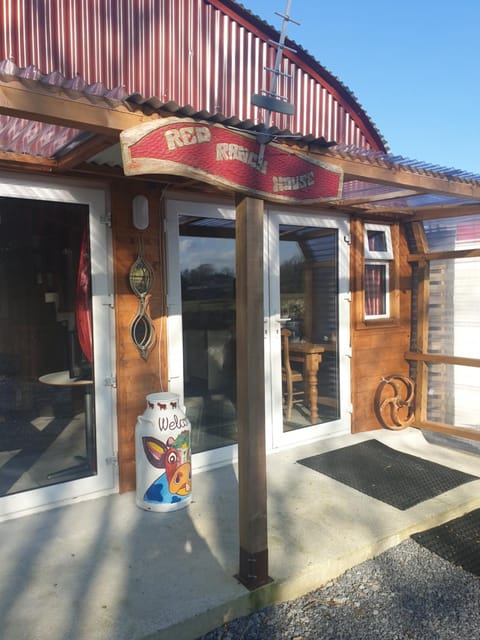 Sallys Cabin Cabin in County Galway