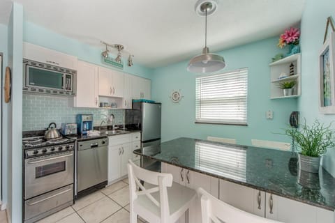 Just Renovated, New Kitchen Upgraded Bath - Free WiFi - Surf Song Apartment in Madeira Beach