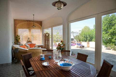 Patio, Balcony/Terrace