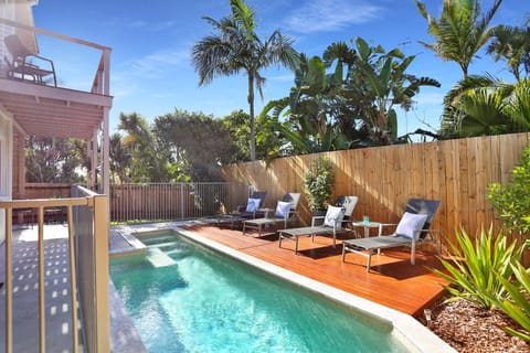 Swimming pool, Swimming pool