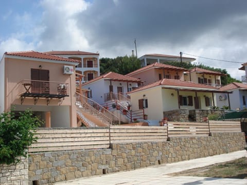 Chroma Apartment in Messenia