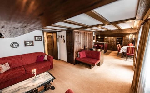 TV and multimedia, Living room, Photo of the whole room, Seating area