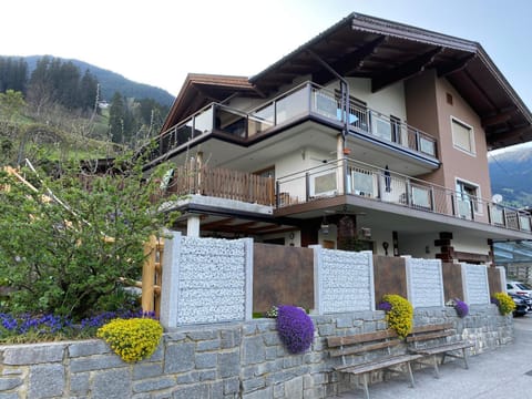 Property building, Spring
