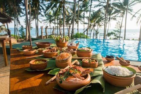 Food and drinks, Pool view, Swimming pool, Lunch