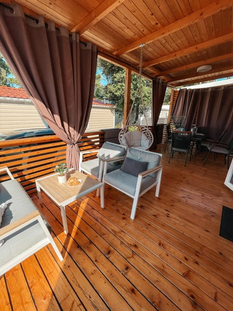 Mobile Home Stella III Biograd na Moru Soline beach Campground/ 
RV Resort in Biograd na Moru