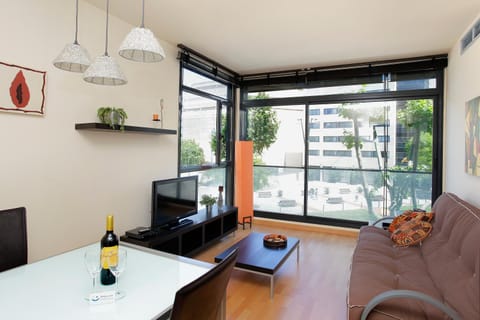 Staff, Living room, Dining area, Family