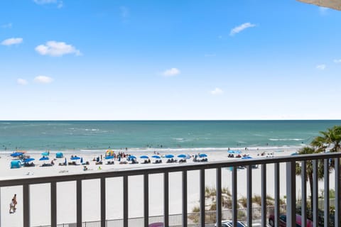 Direct Beachfront 3B2B - Beach Place #310 Apartment in Madeira Beach