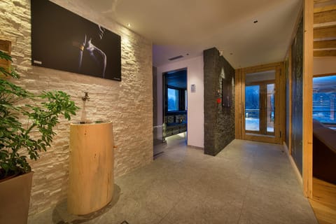 Hotel Cristallo Hotel in Trentino-South Tyrol