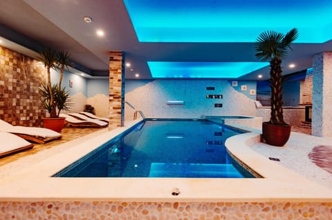 Spa and wellness centre/facilities, Swimming pool