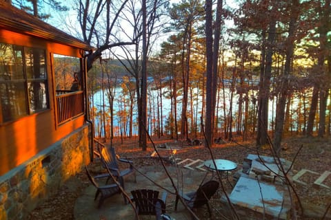 Greers Ferry Lake Cabin Cabin in Heber Springs