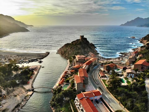 Hotel et Résidence Cala di sole Hotel in Ota