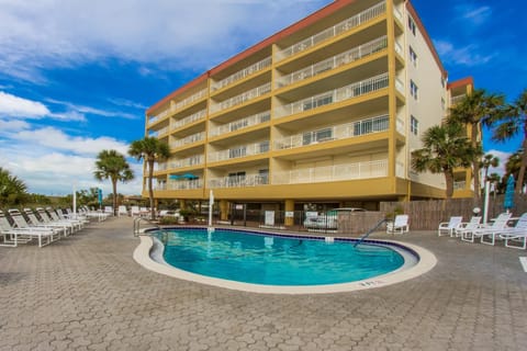 Beach View - John's Pass - Madeira Norte #208 Apartment in Madeira Beach